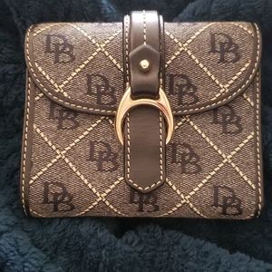 Dooney & Bourke Trifold Wallet
